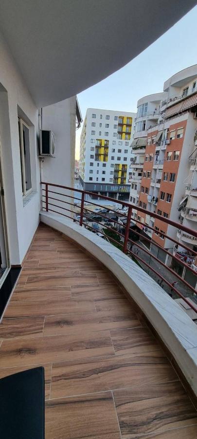 #2 Lovely Spacious 1-Bedroom Apart Τίρανα Εξωτερικό φωτογραφία
